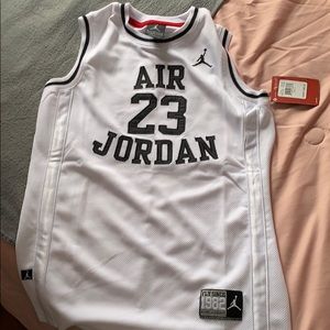 Jordan shirt